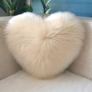 1pc Heart-Shaped Plush Throw Pillow